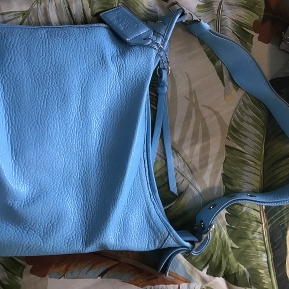 Coach - Picture 3 of 3